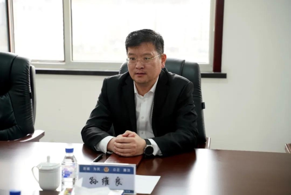 图片4.jpg 图片4.jpg