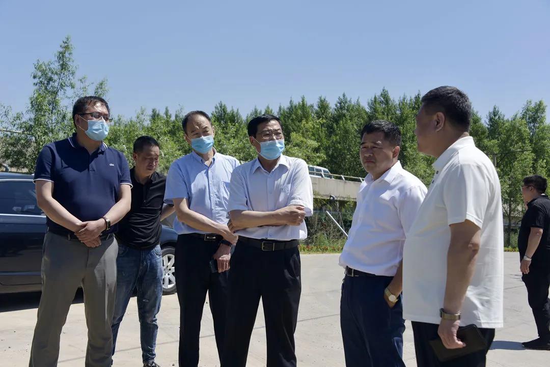 通化市副市长田锡军来辉南县考察